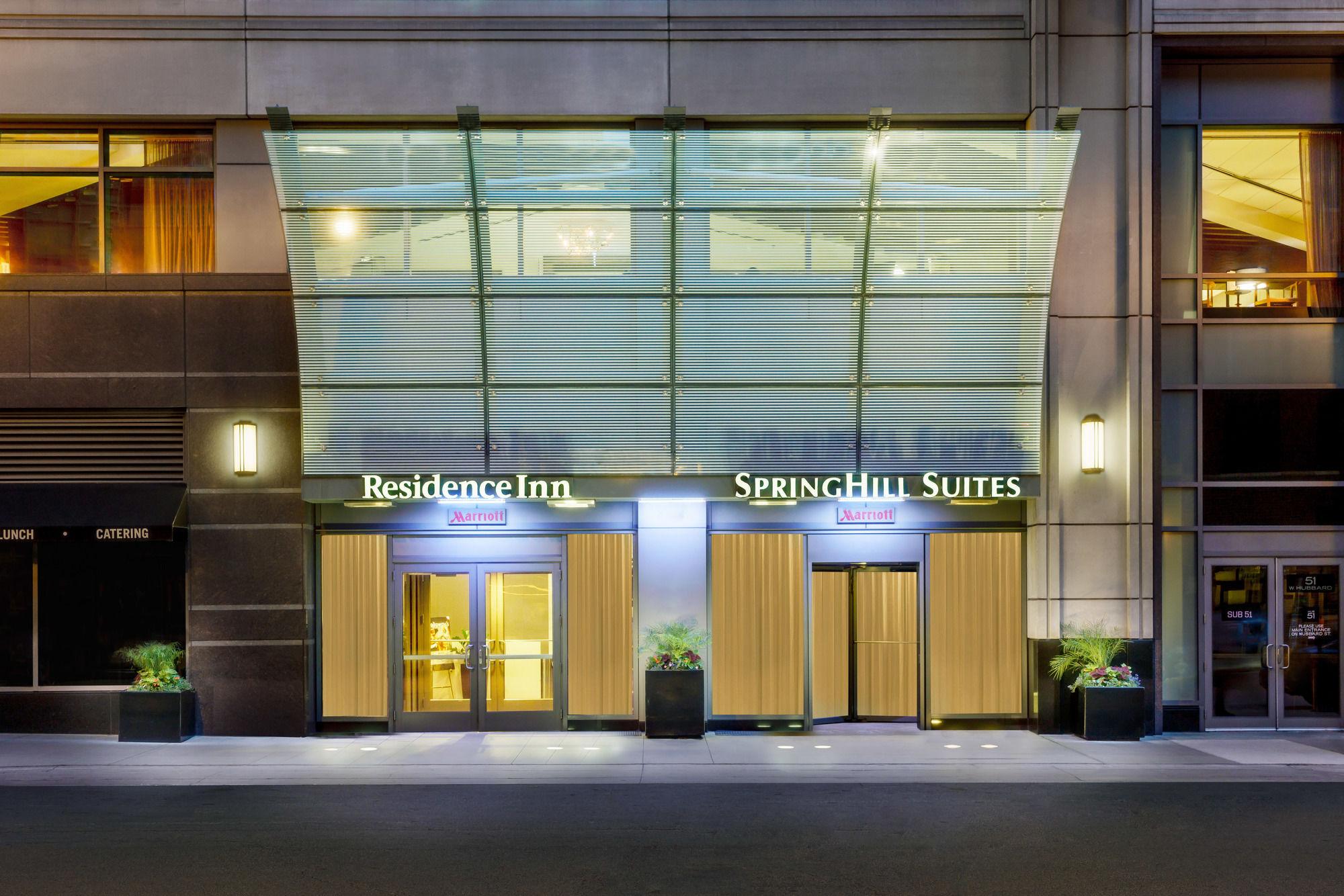 Residence Inn By Marriott Chicago Downtown/River North Exterior photo